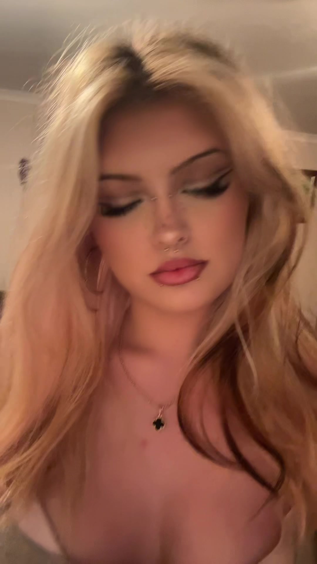 @<3