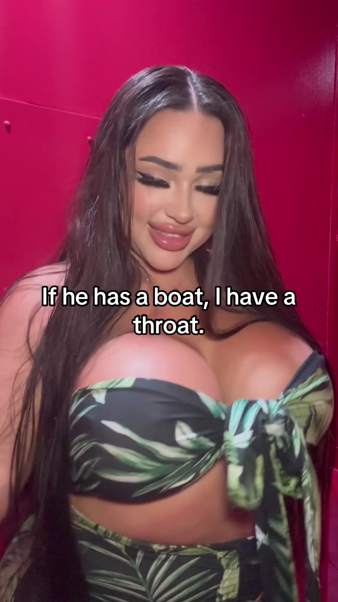 @zoeyfoxxofficial