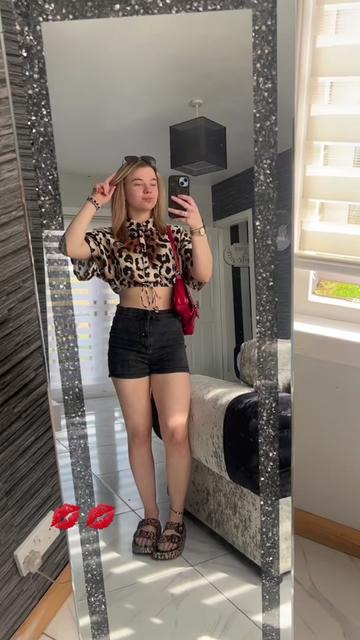 @Hallie ❣️
