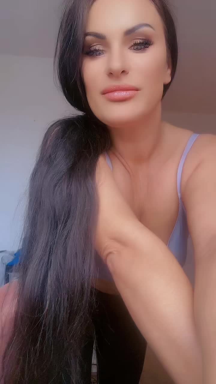 @Kleopatra👑🇱🇹🇬🇧