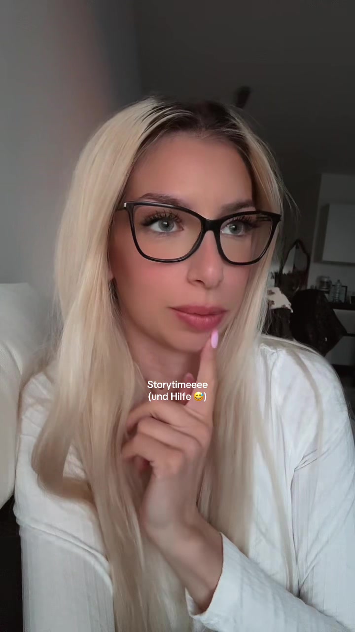 @Andjela