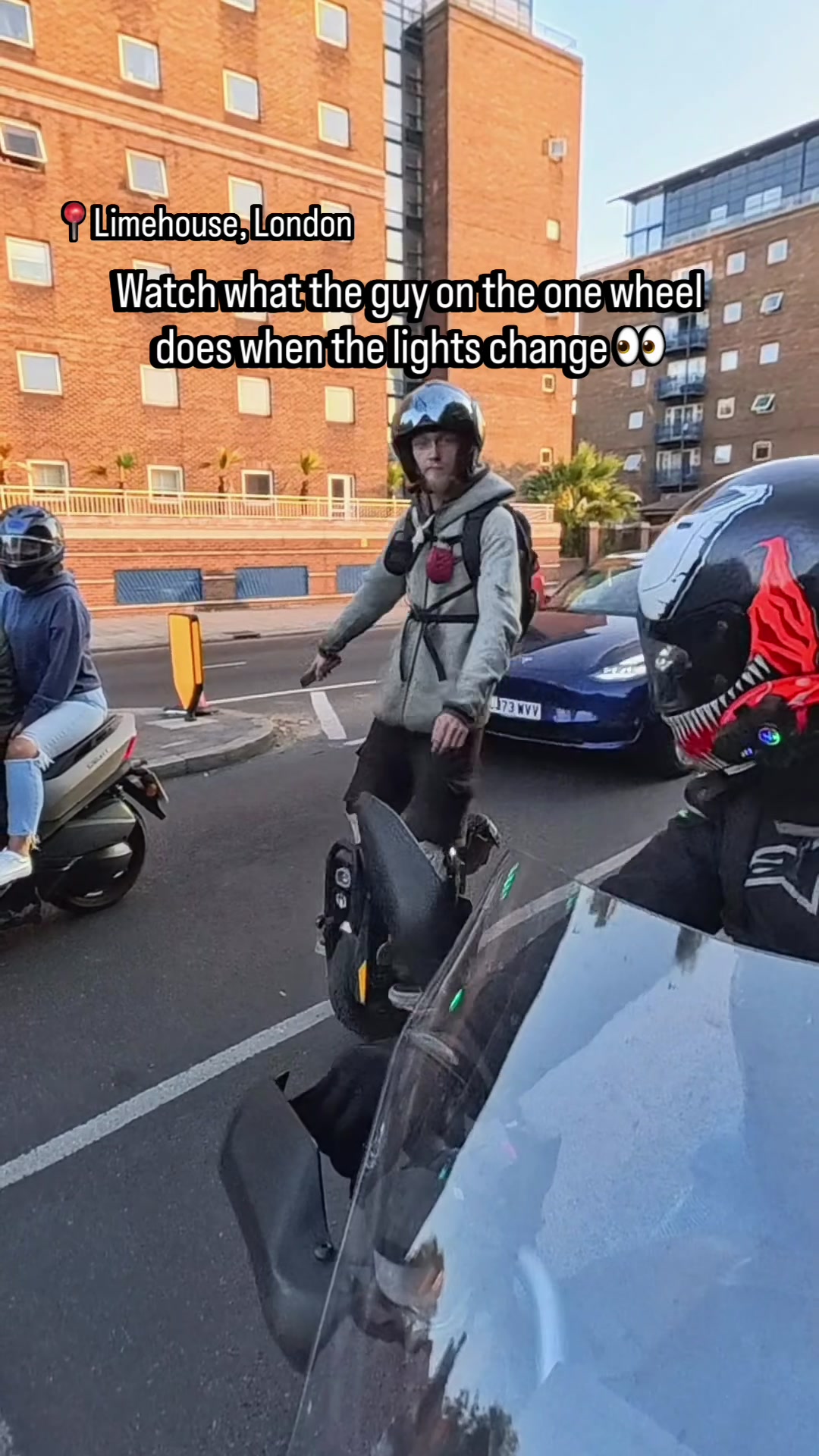 @UB1UB2