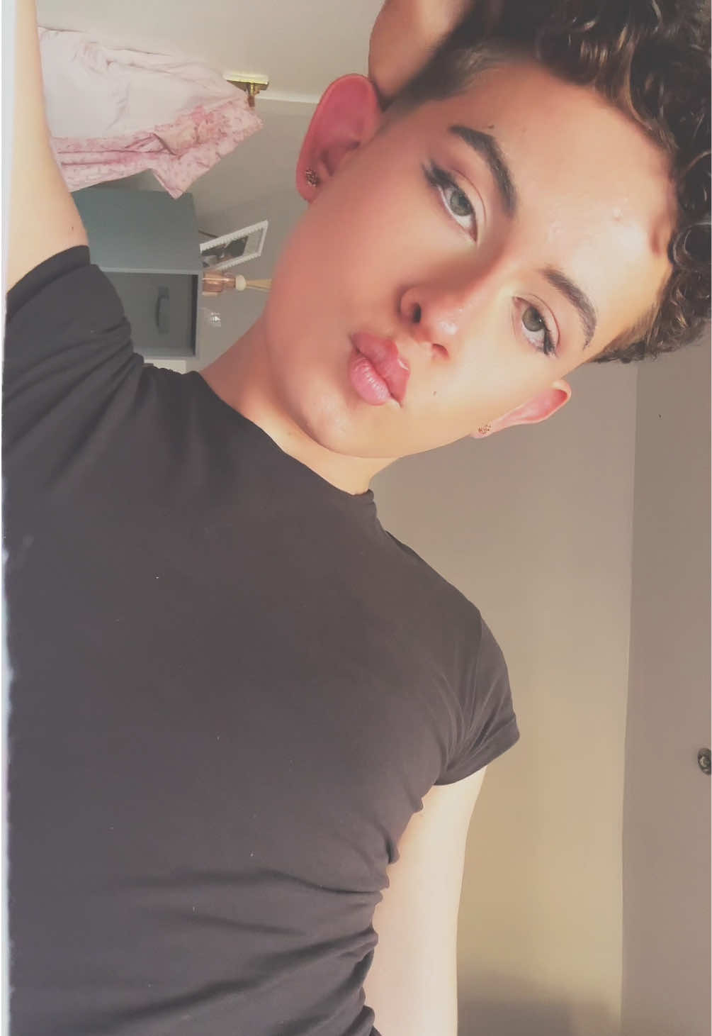@j🪽.