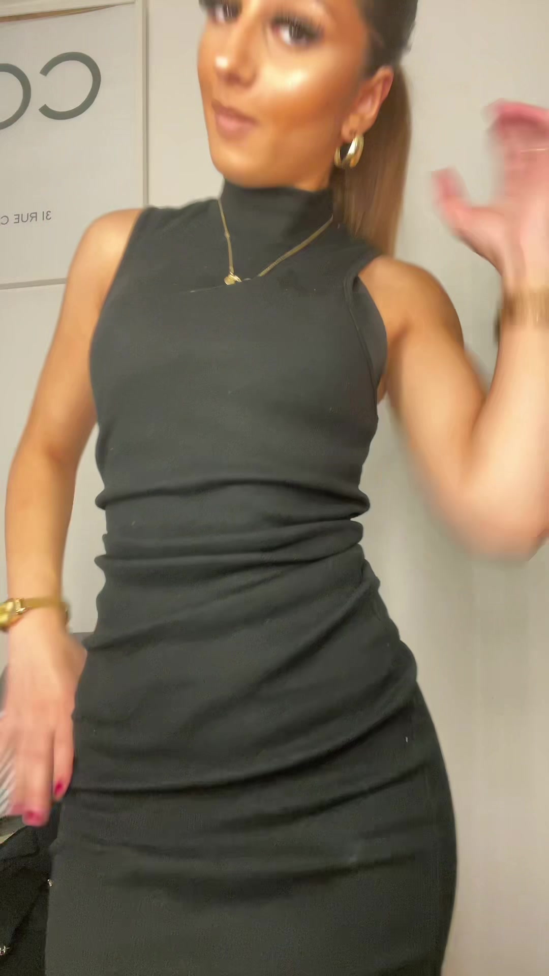 @Isabella