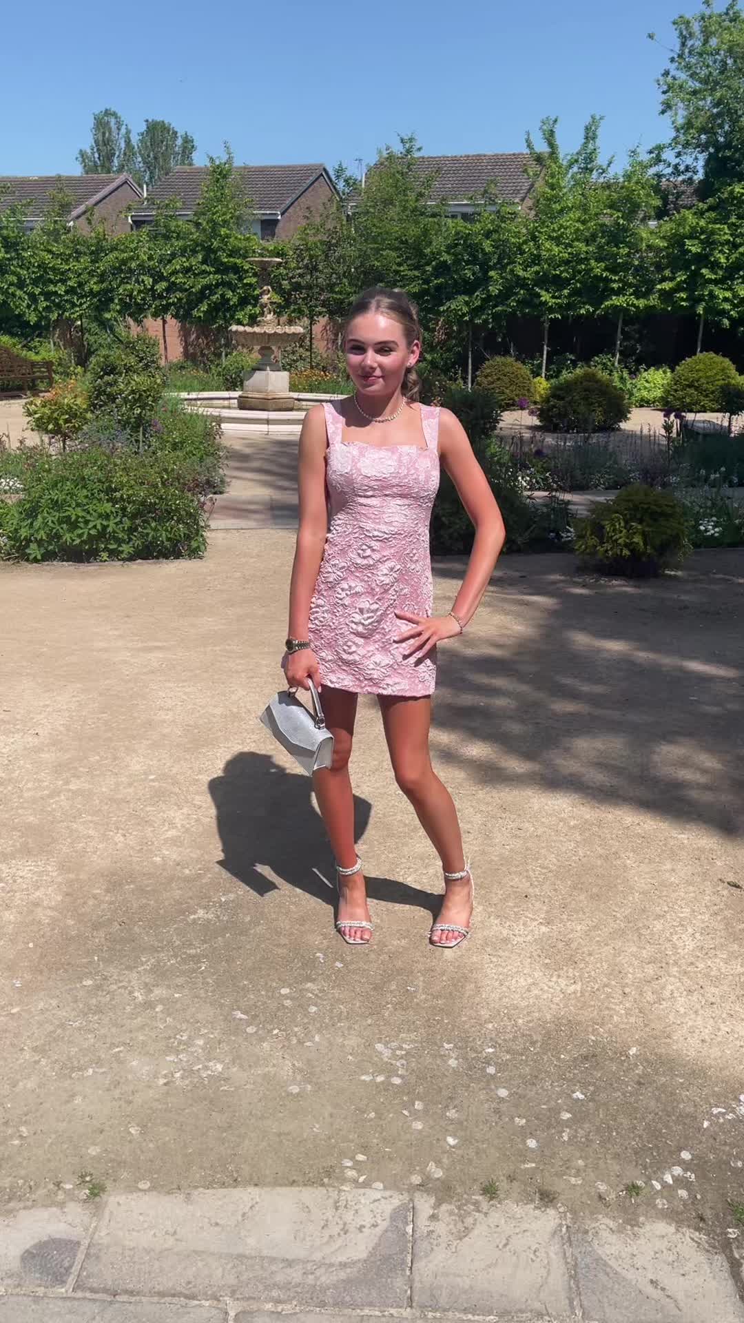 @𝐟𝐫𝐞𝐲𝐚🎀
