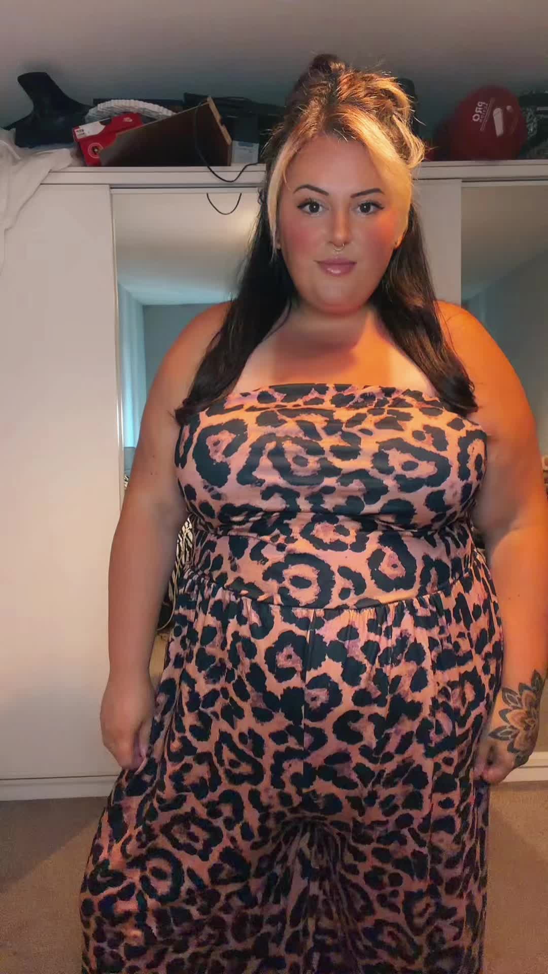 @_hayleysunhinged