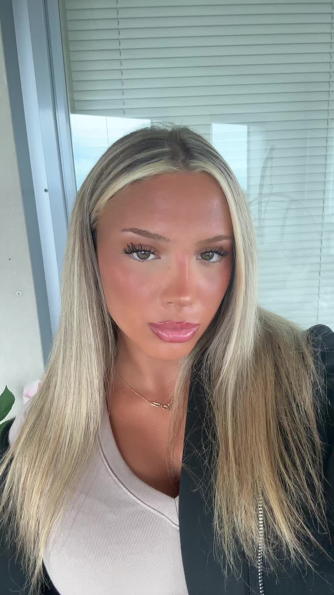 @️Henny