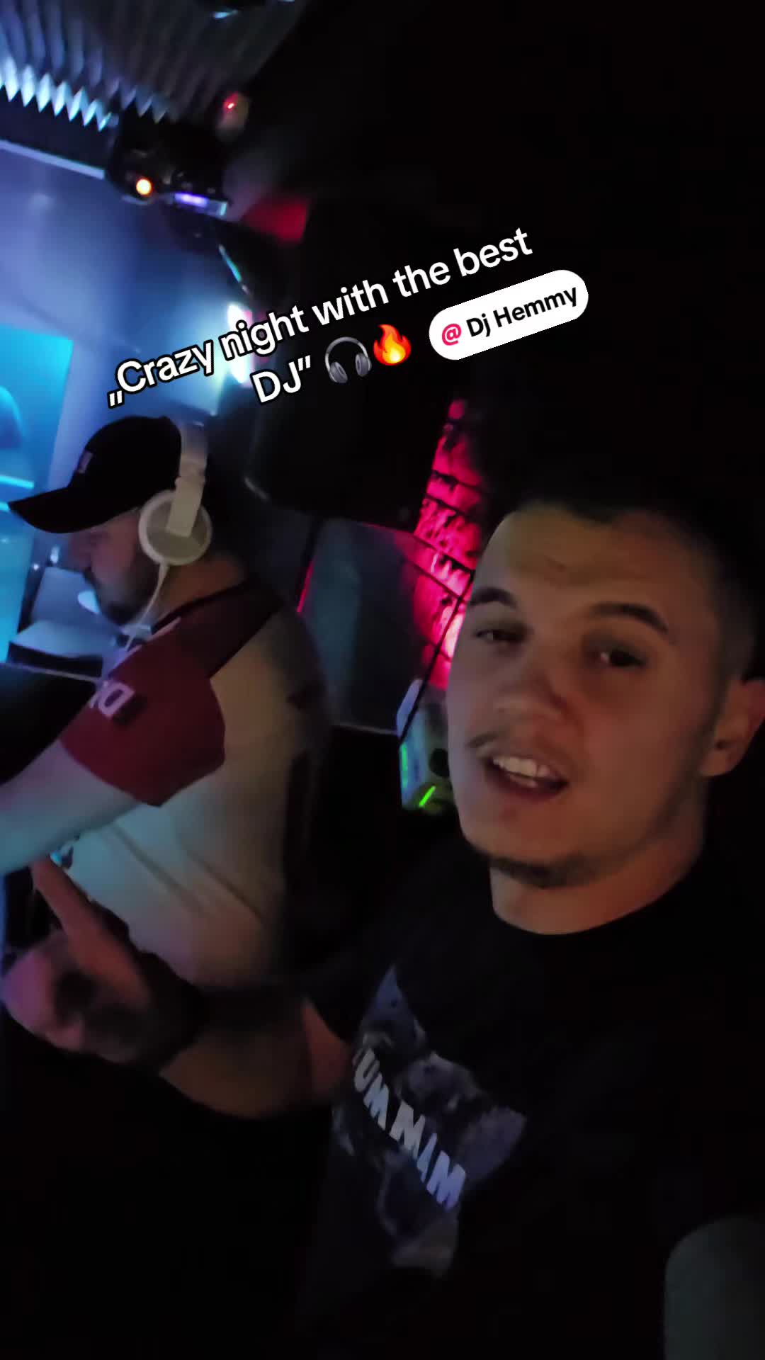 @Dani😎
