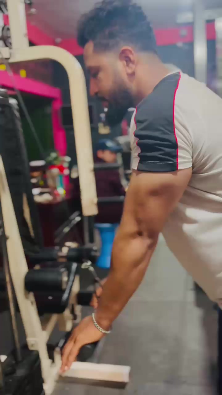 @𝔖𝔥𝔞𝔨𝔦𝔩💪𝔖𝔥𝔞𝔥💪