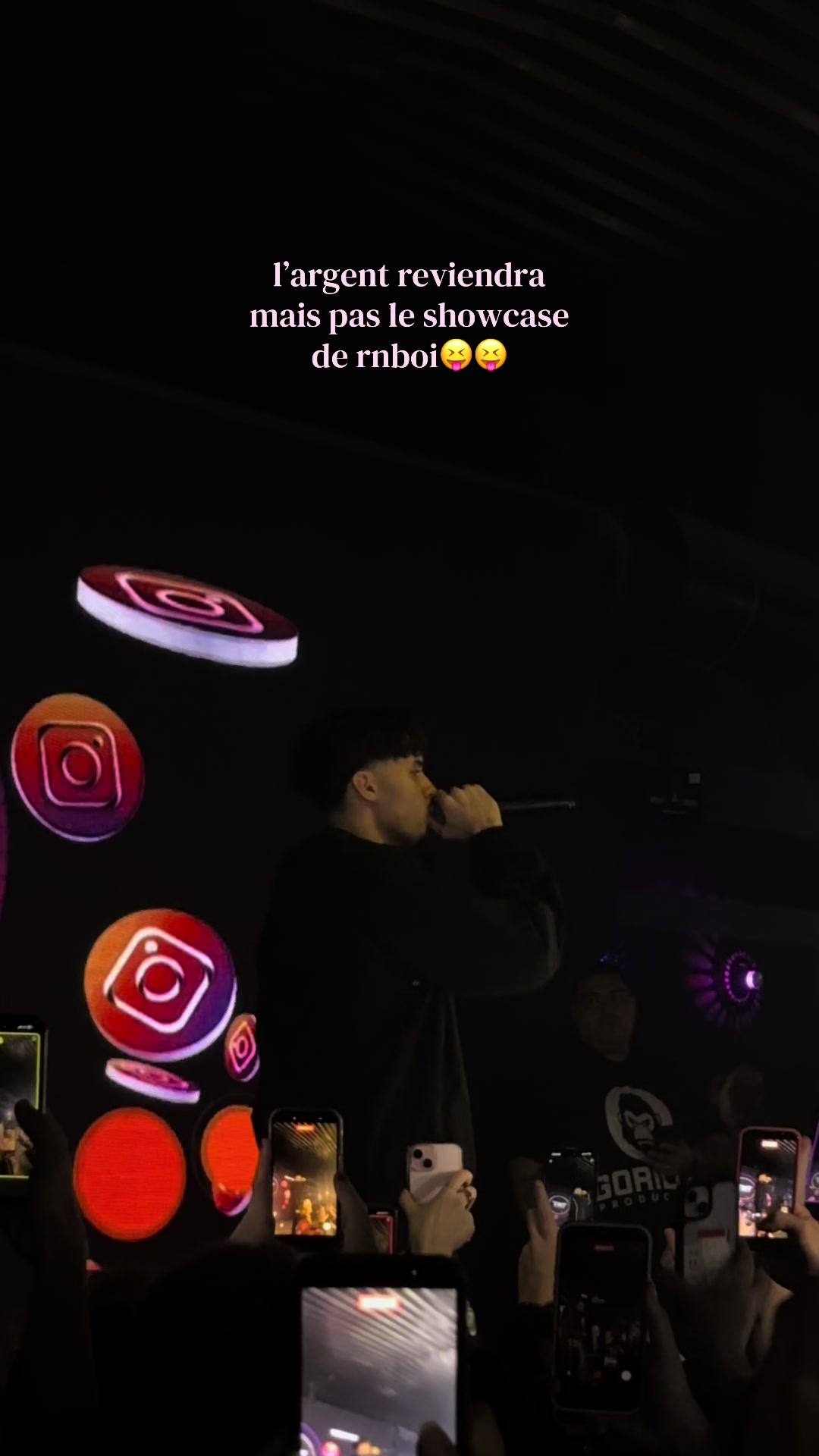 @𝐂𝐡𝐚𝐫𝐥𝐞̀𝐧𝐞💋