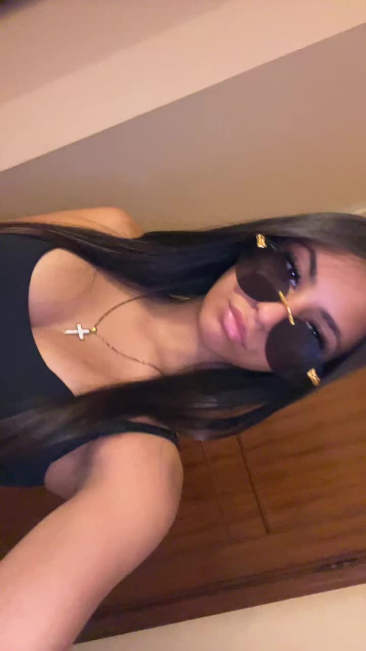 @sabrina