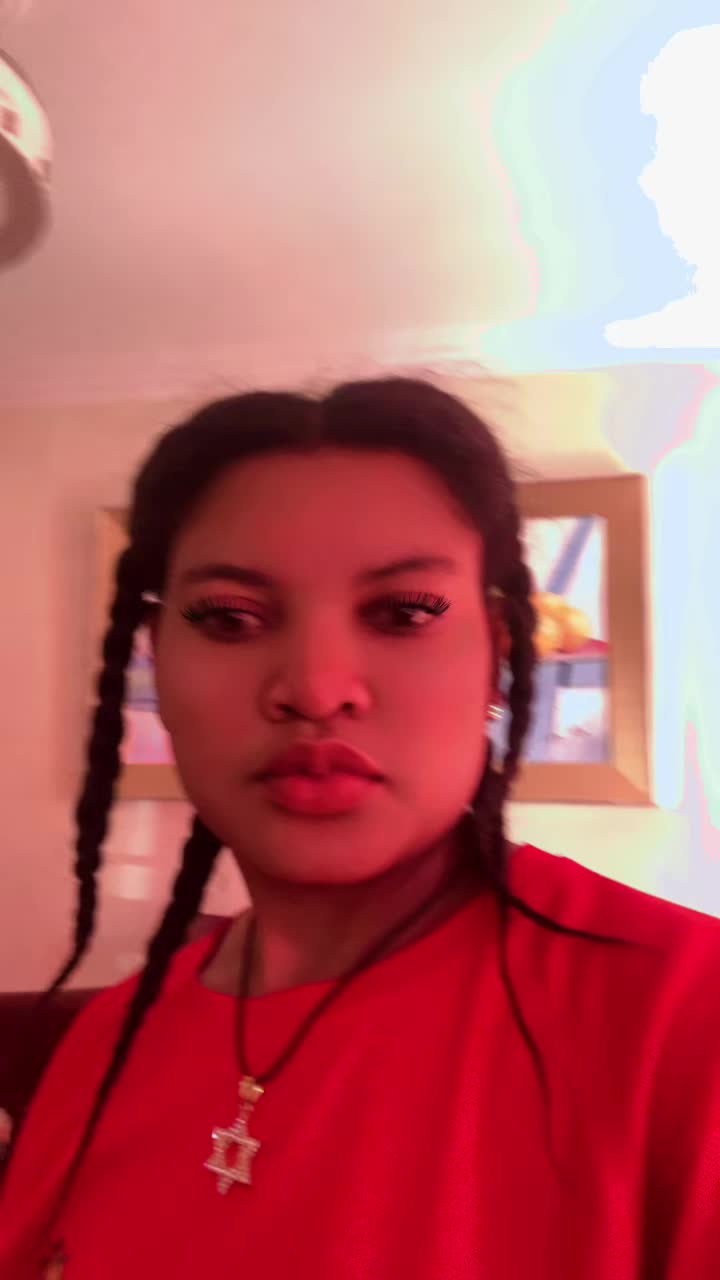 @navithaclervil8