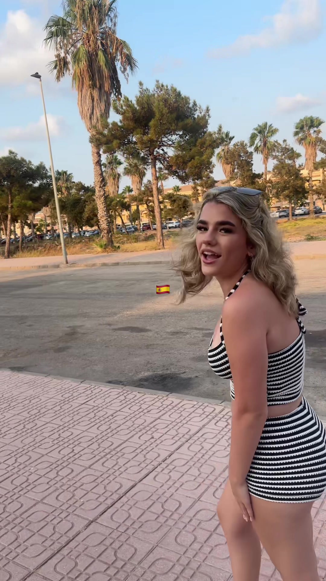 @serenandolivia