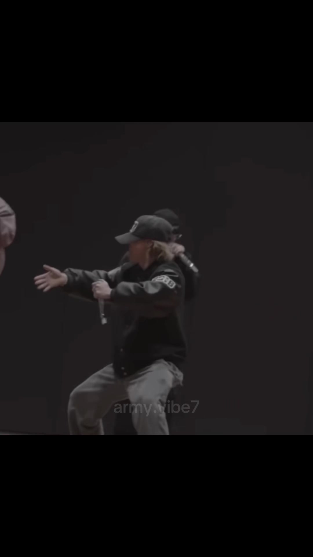 @7