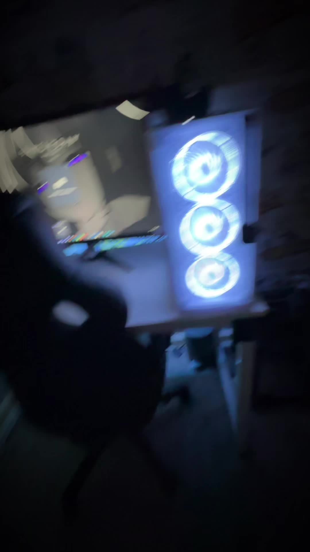 @コーディ
