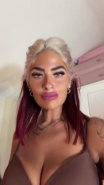 @Shannonpaige🍒🧿