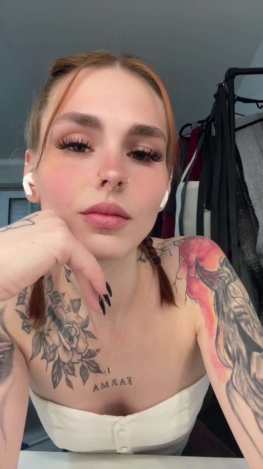 @Dana🦋