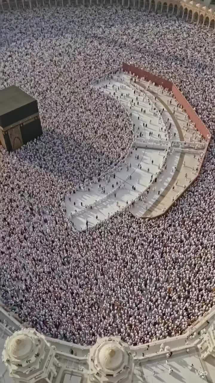 @𝔐𝔲𝔰𝔞𝔞𝔣𝔦𝔯-𝔠𝔩𝔬𝔱𝔥𝔦𝔫𝔤