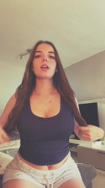 @deliaaamss__