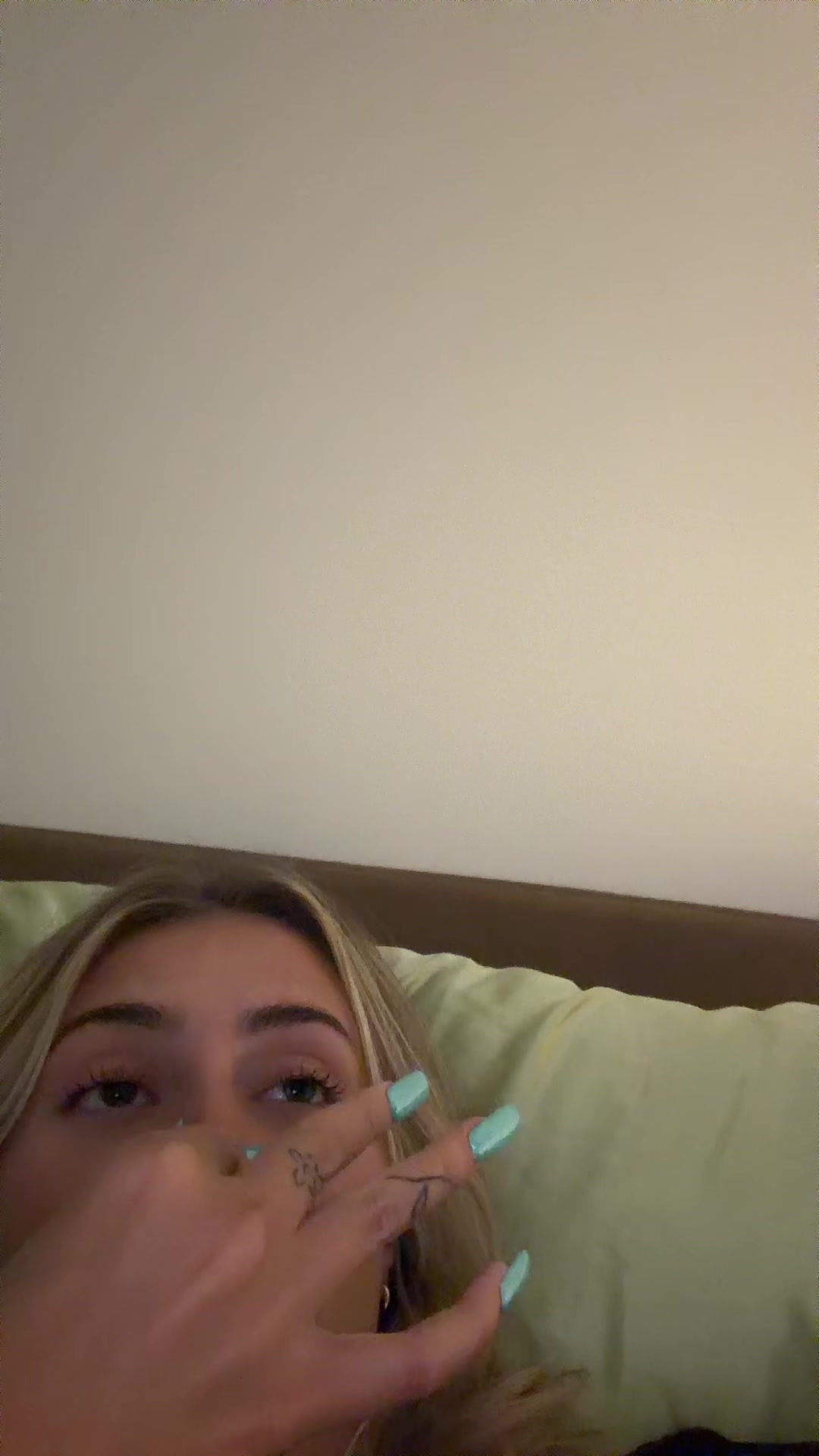 @flatwhiteasherbuv