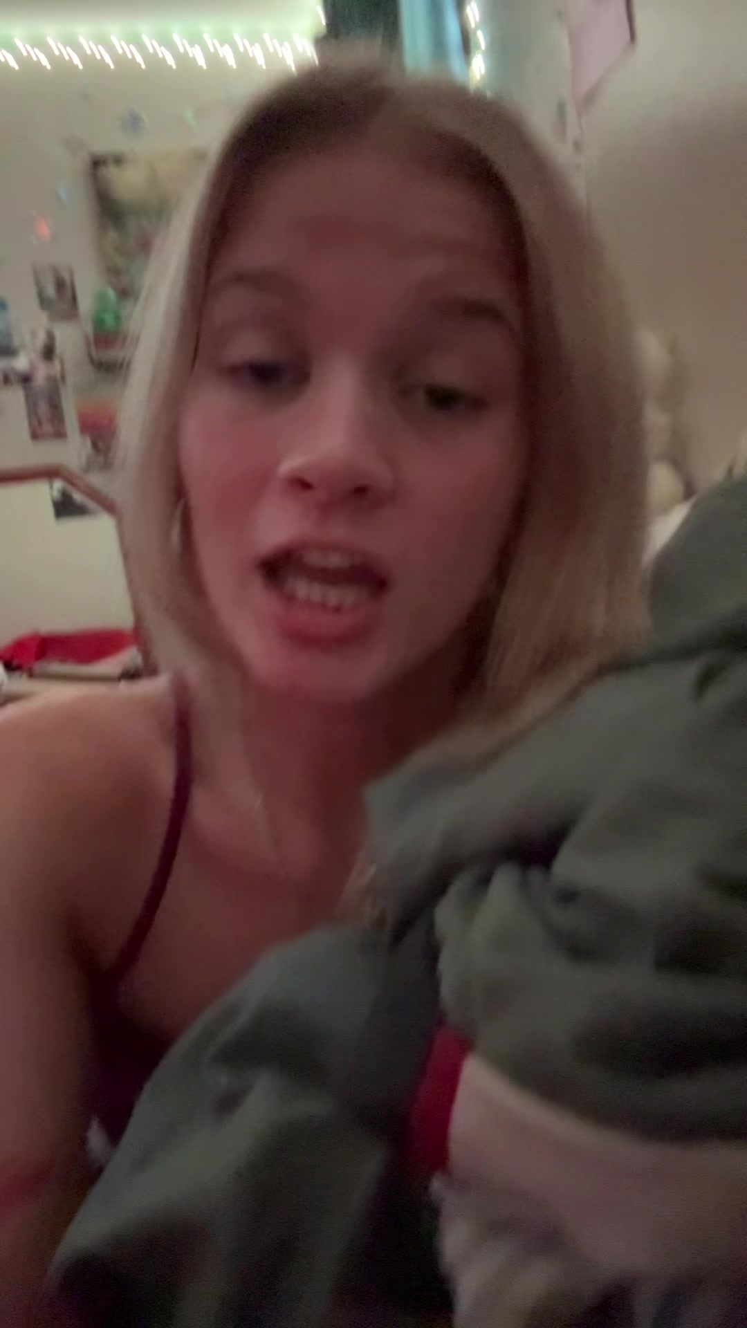 @comehelpabby