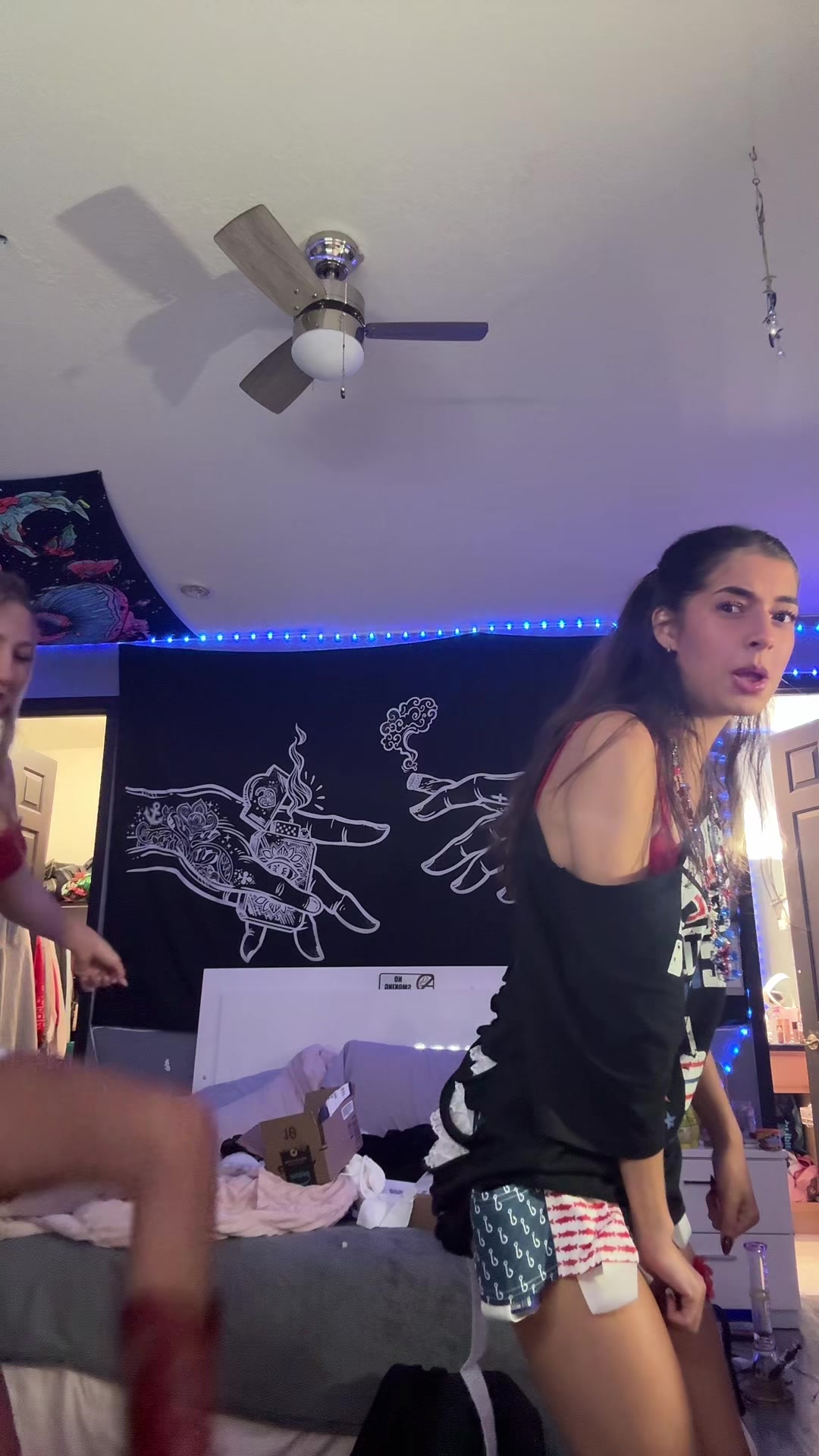 @liv