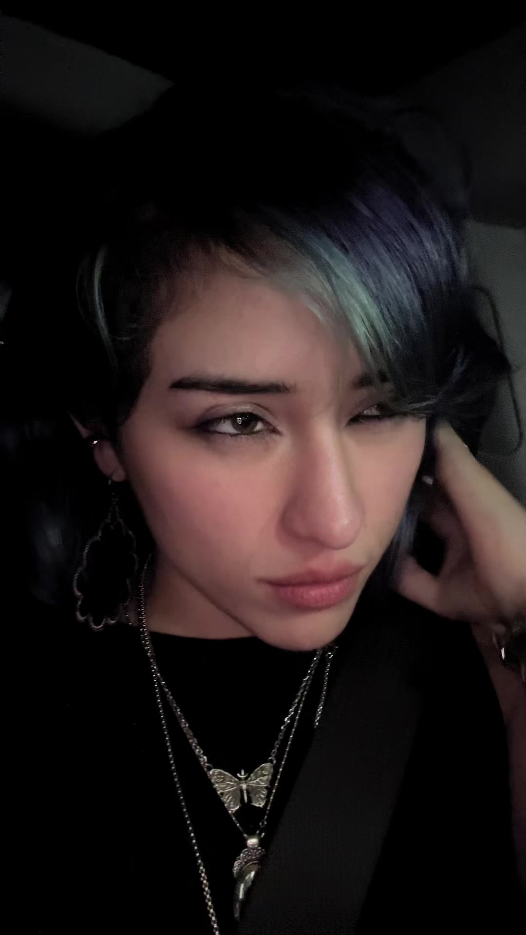 @melbelloux