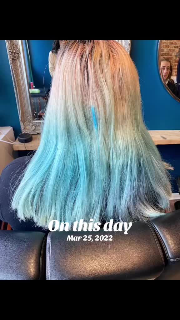 @Vivid locks by Lauren
