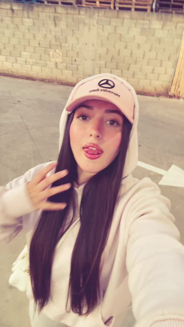 @𝑯𝒙𝒓𝒙𝒃𝒊𝒊