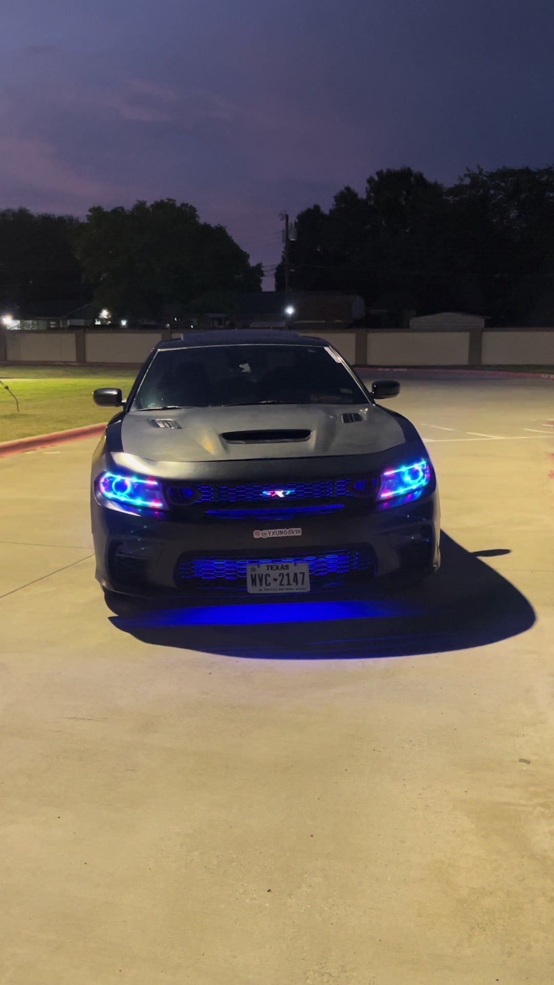 @⃟