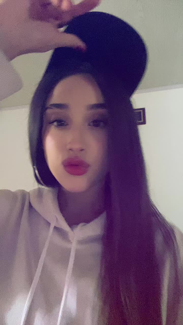 @valeria_🪬