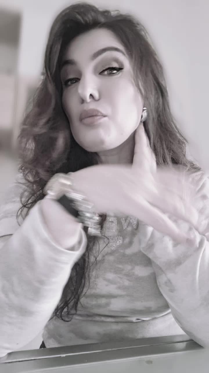 @მადონა