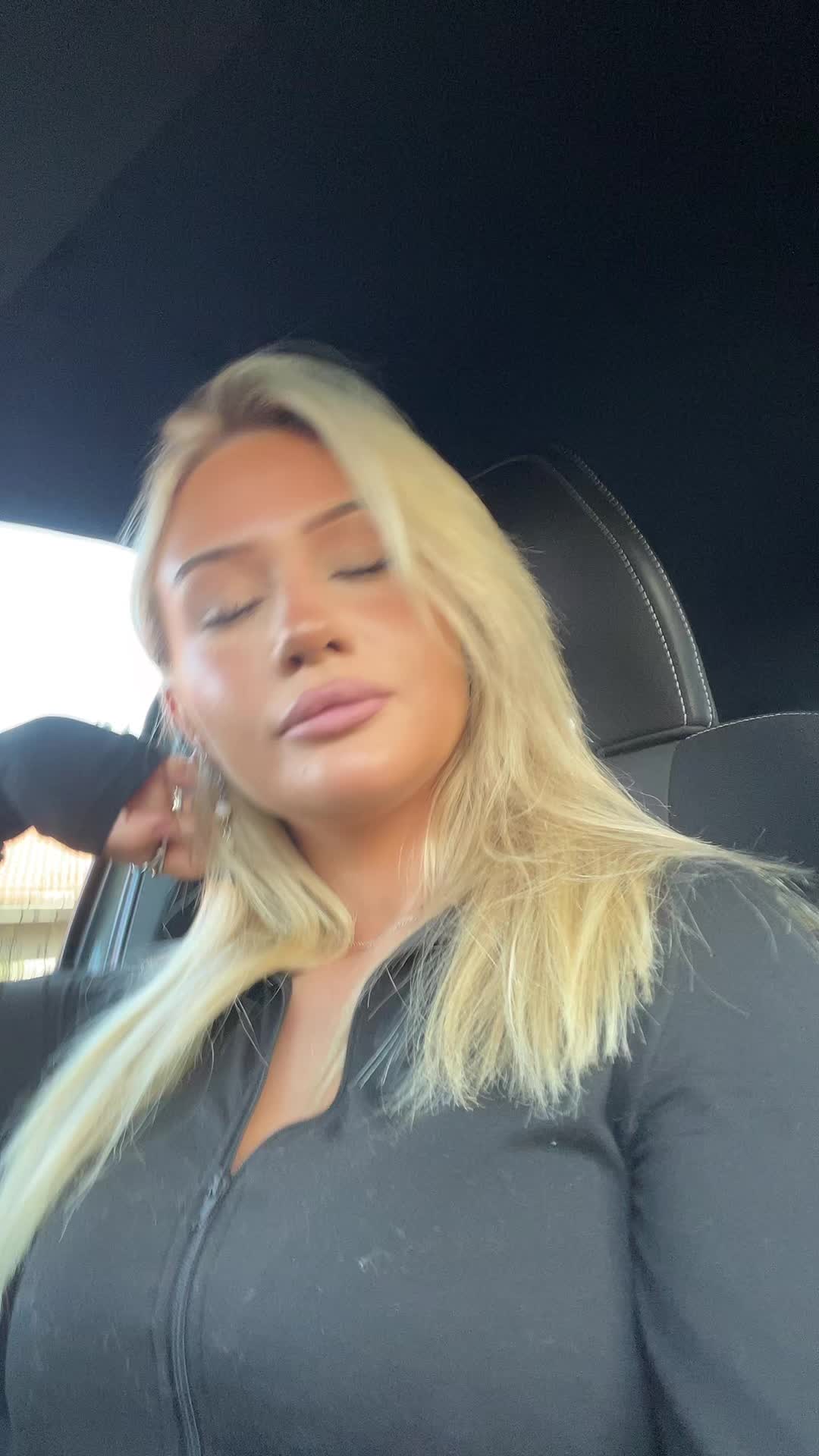 @Julia🦭