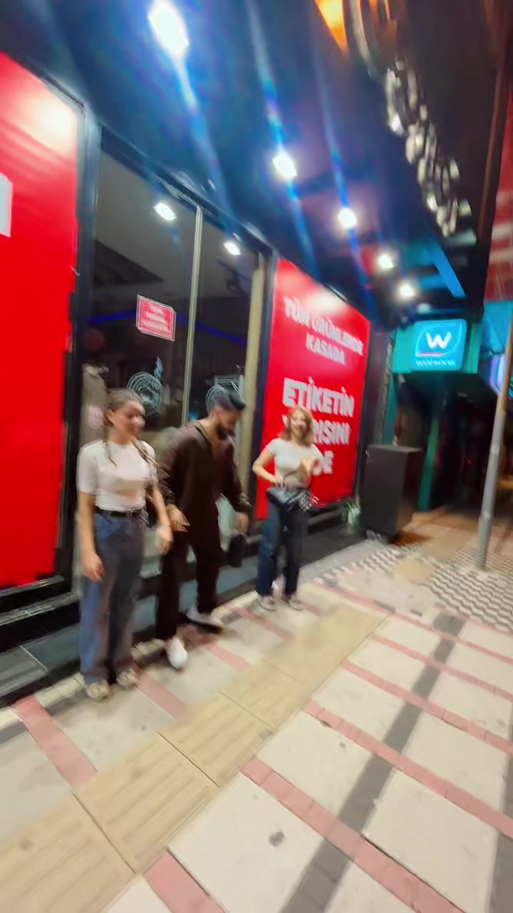 @Azat Padır