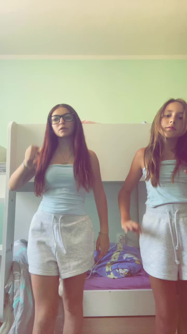 @elenkanikolka