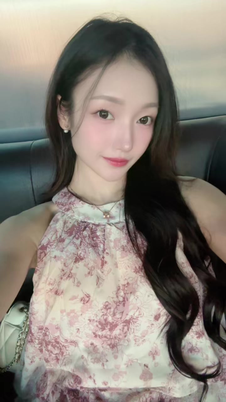 @anellecy