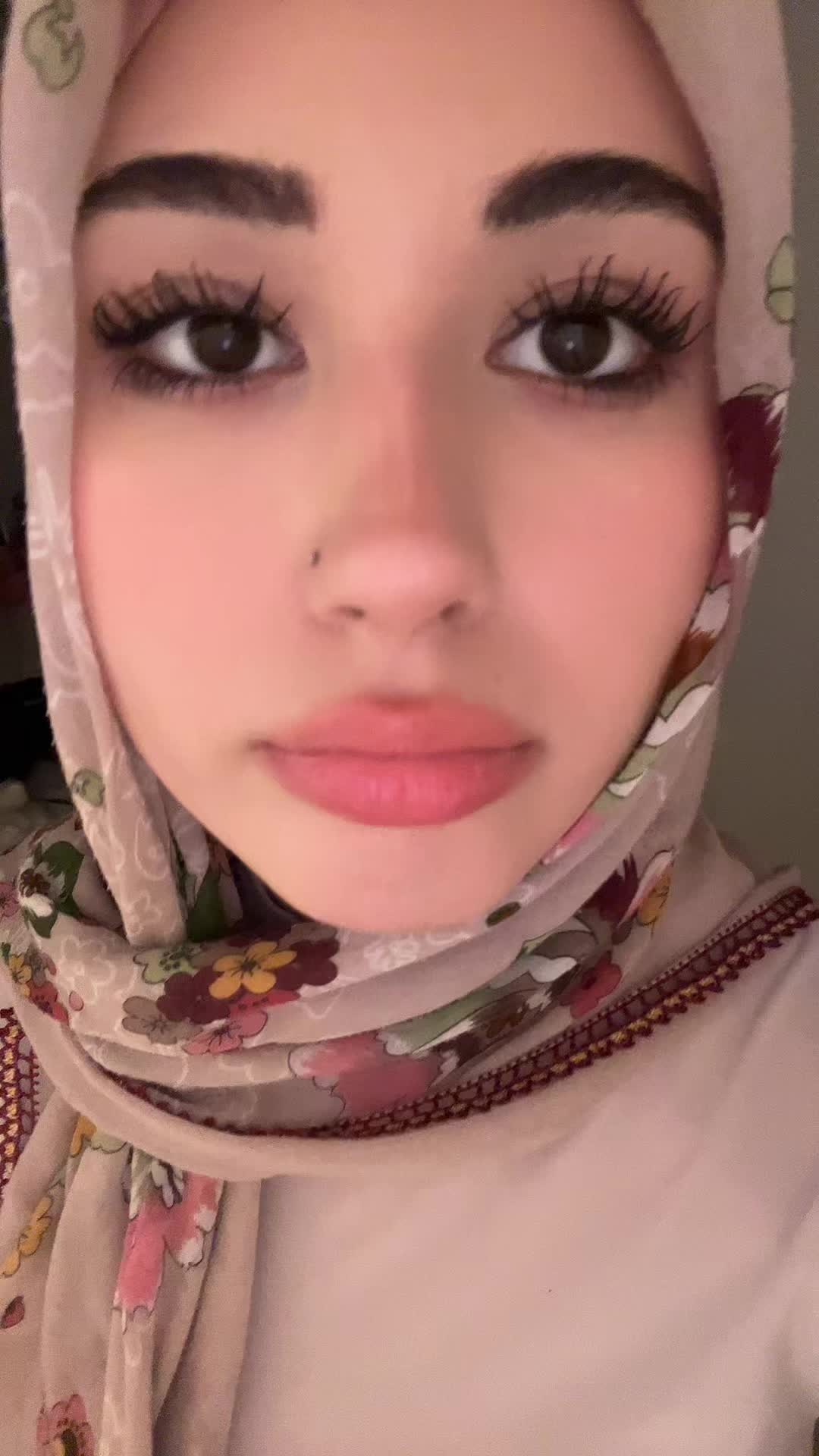 @<3