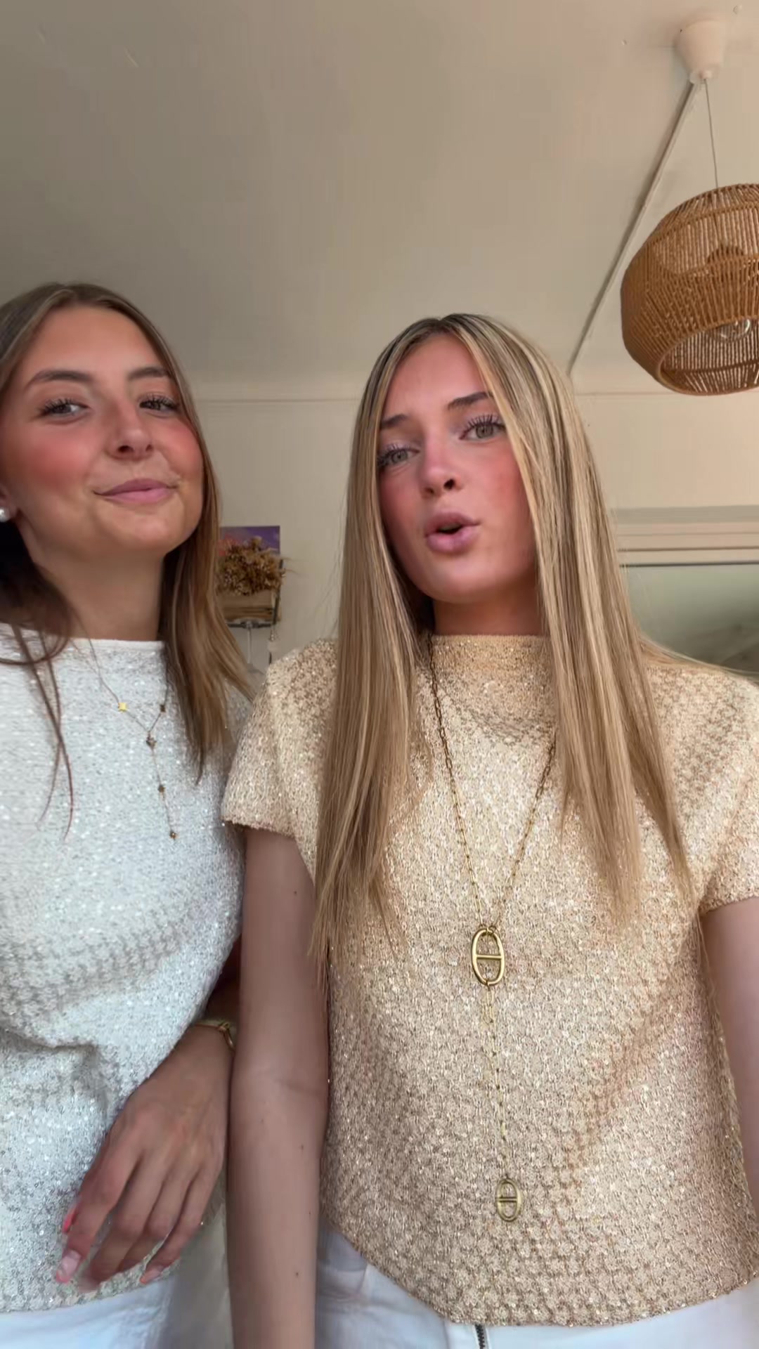 @maelys_lena1