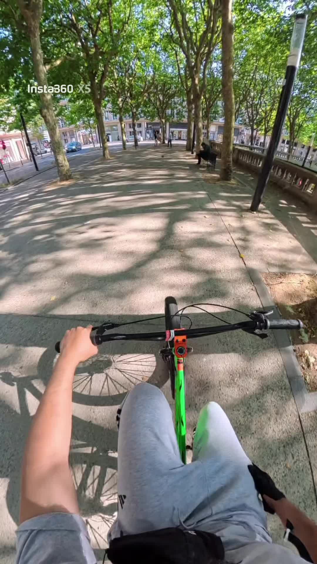 @bikelifeavec