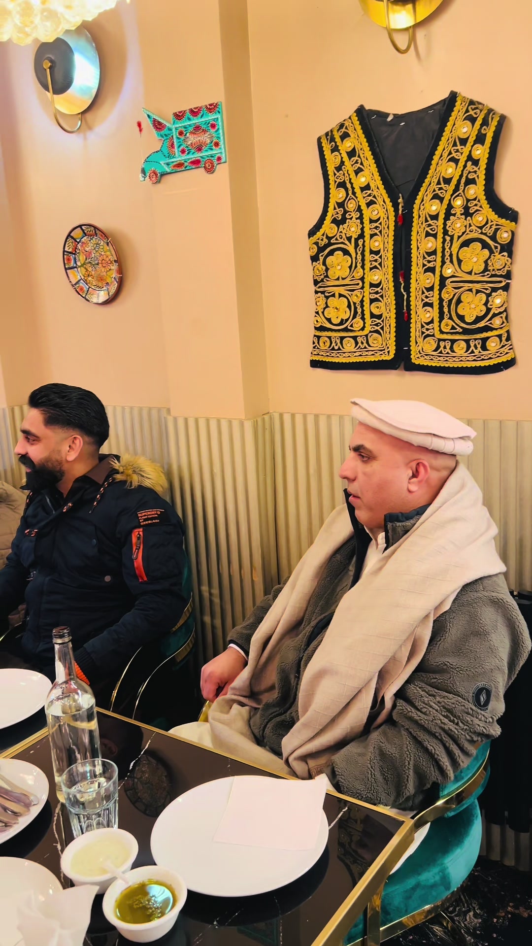 @molvi_uk