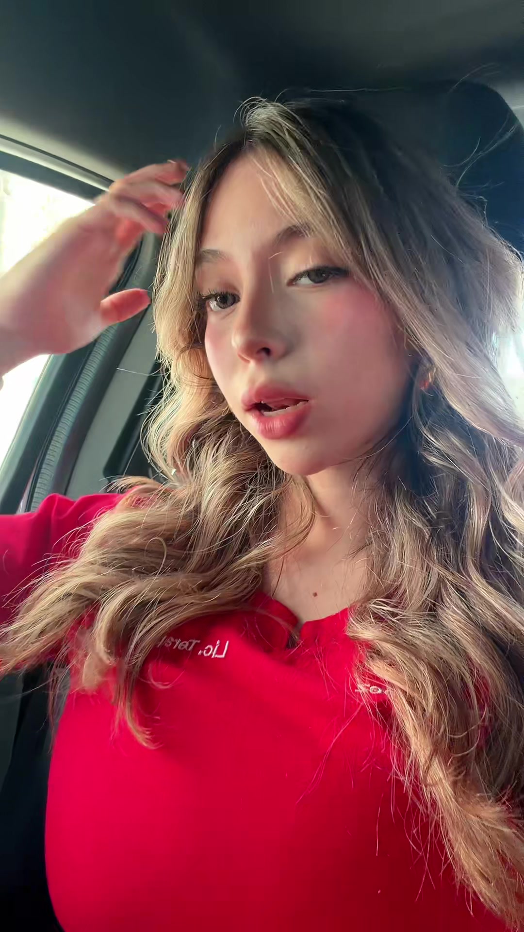 @Jatziry López