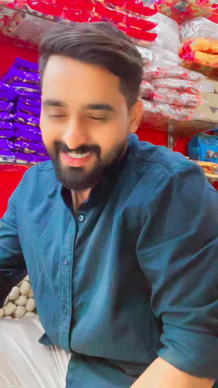 @raazrasiq
