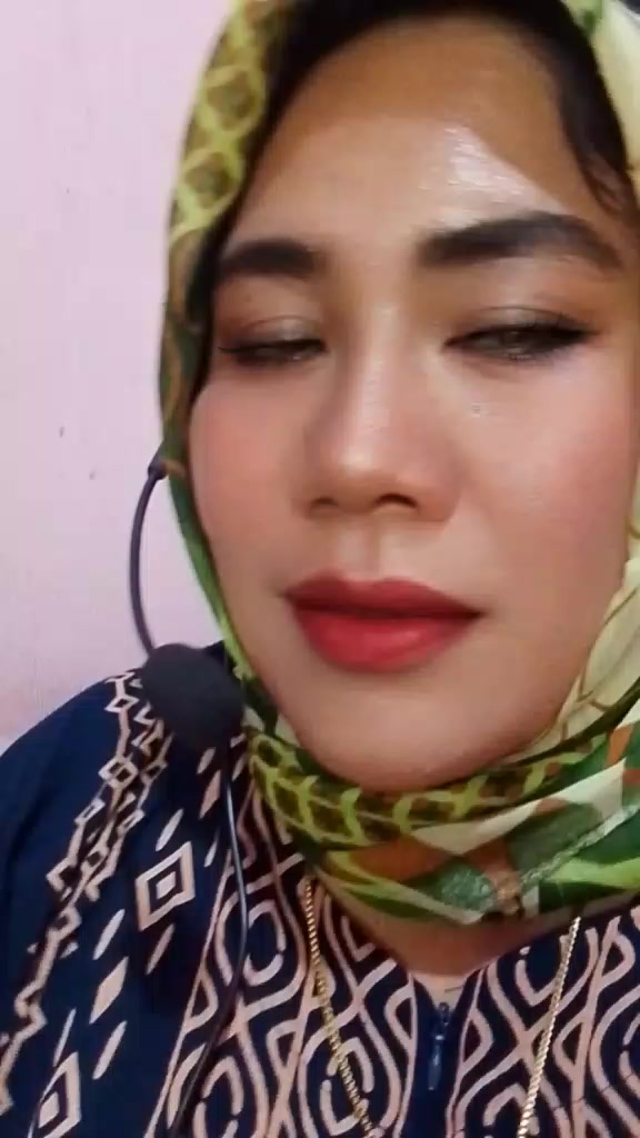 @Bunda gemoy 1