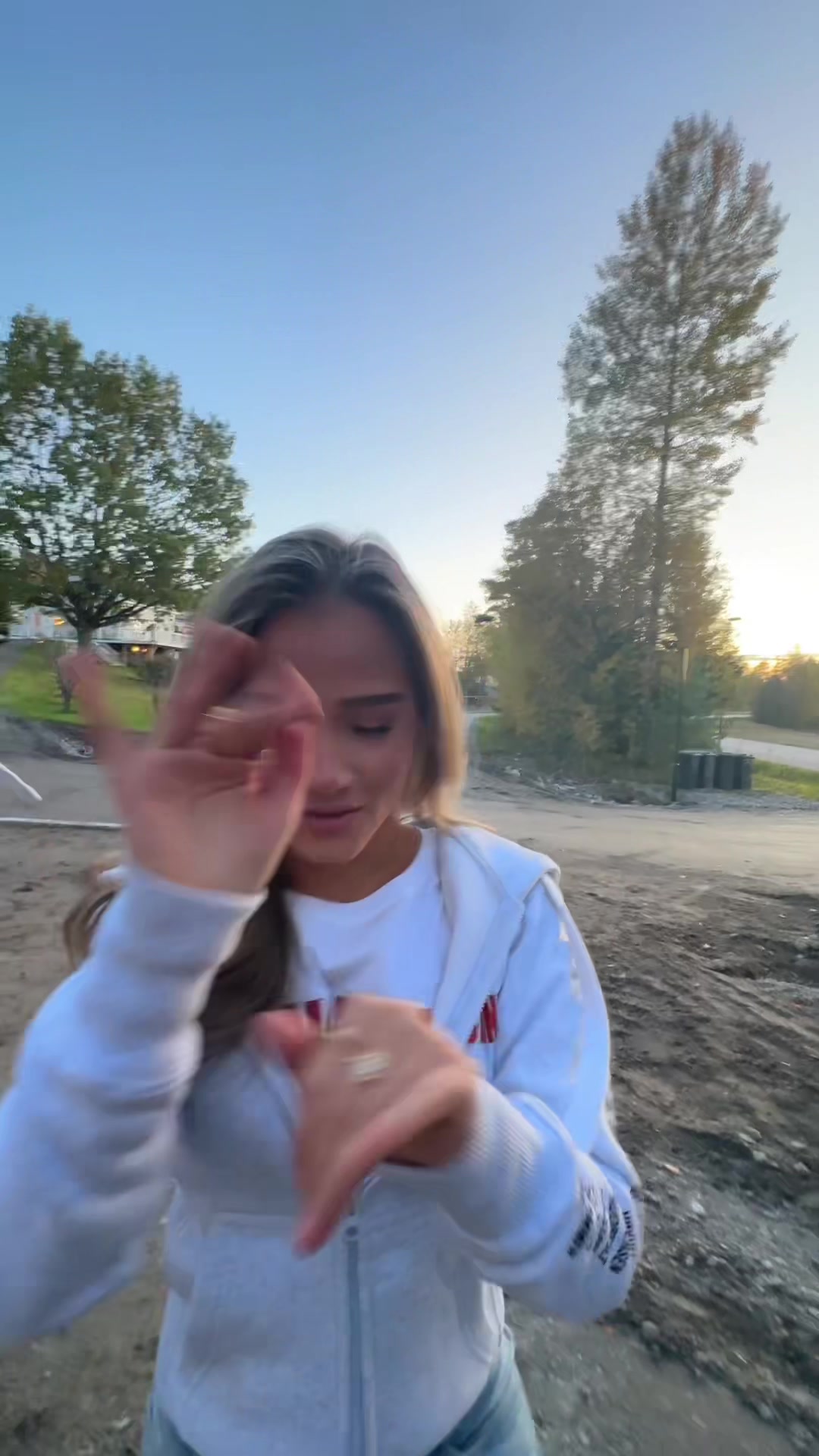 @annikenlois
