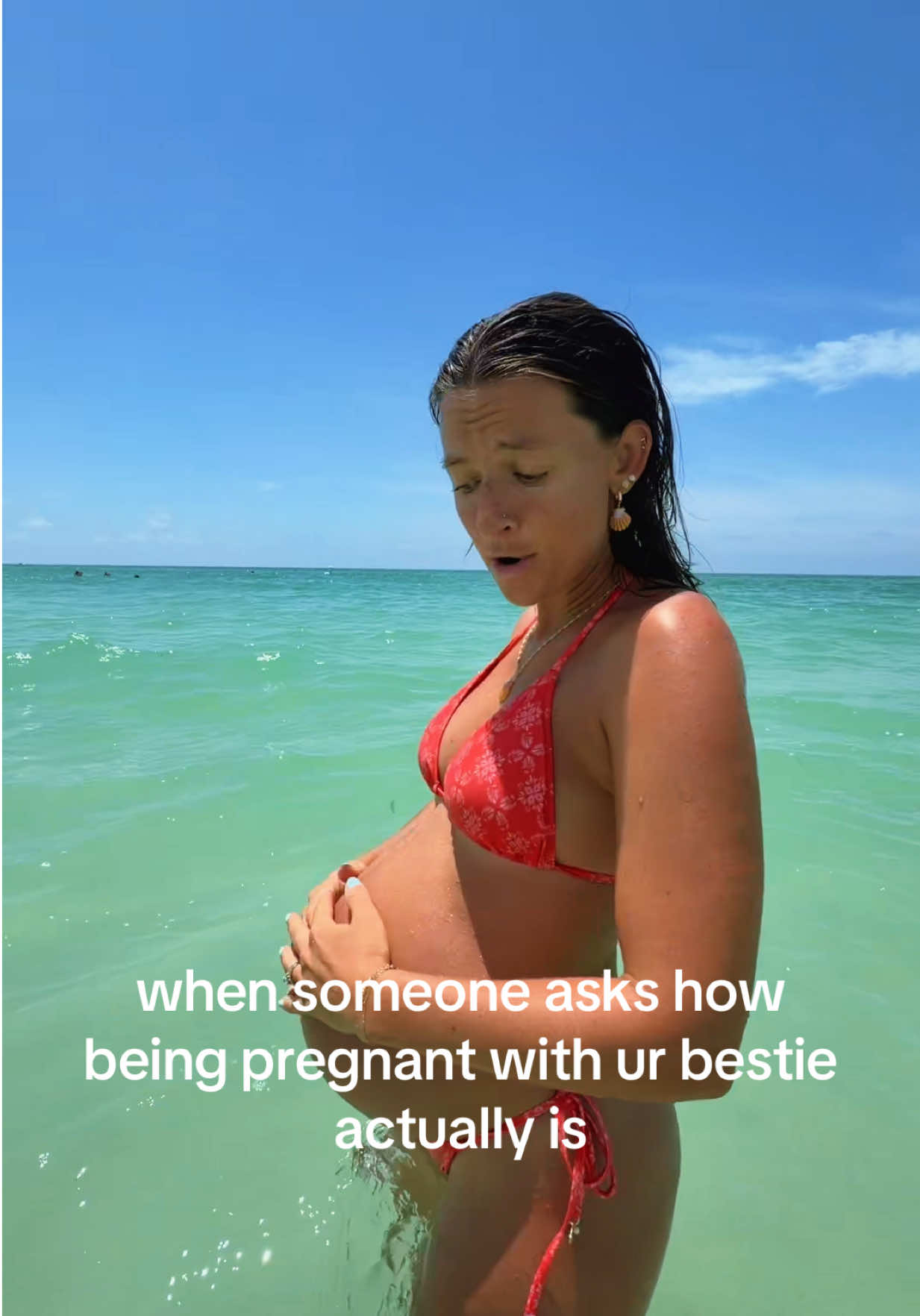 @nataliezacek