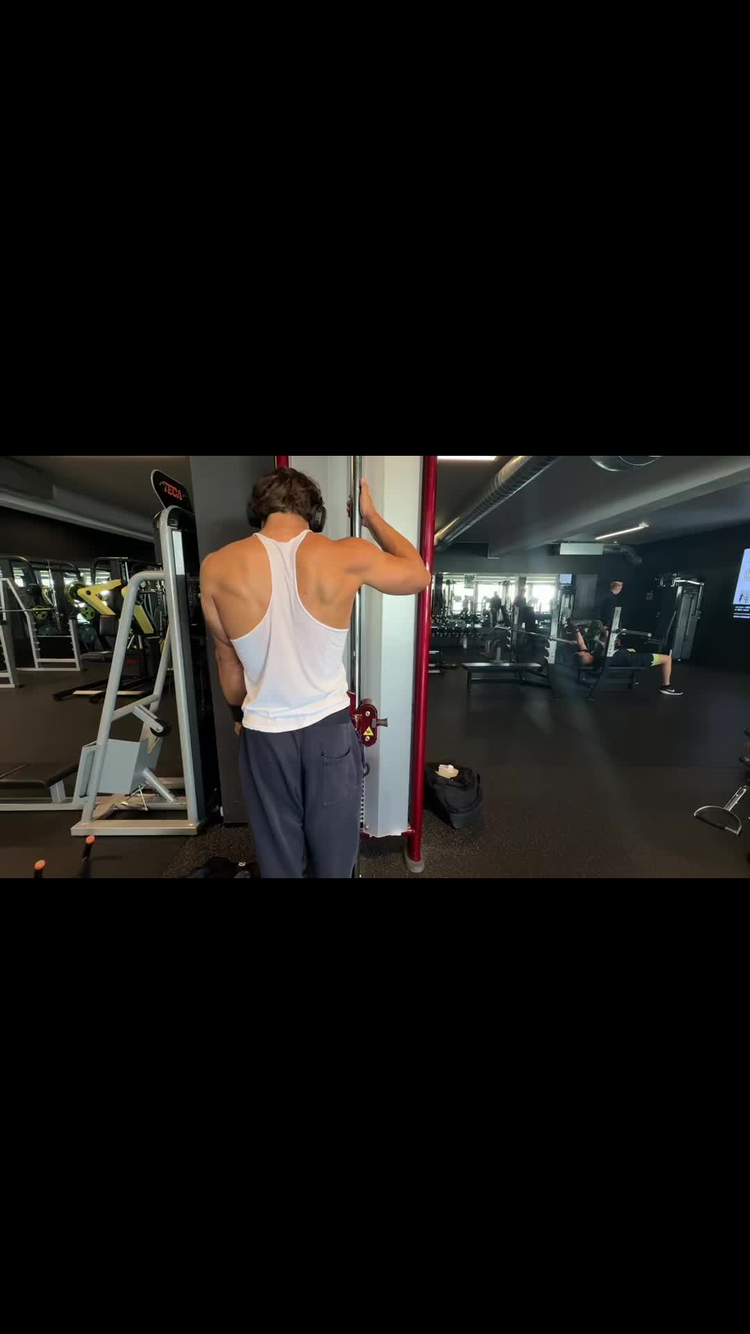 @Ludvikgoesgym