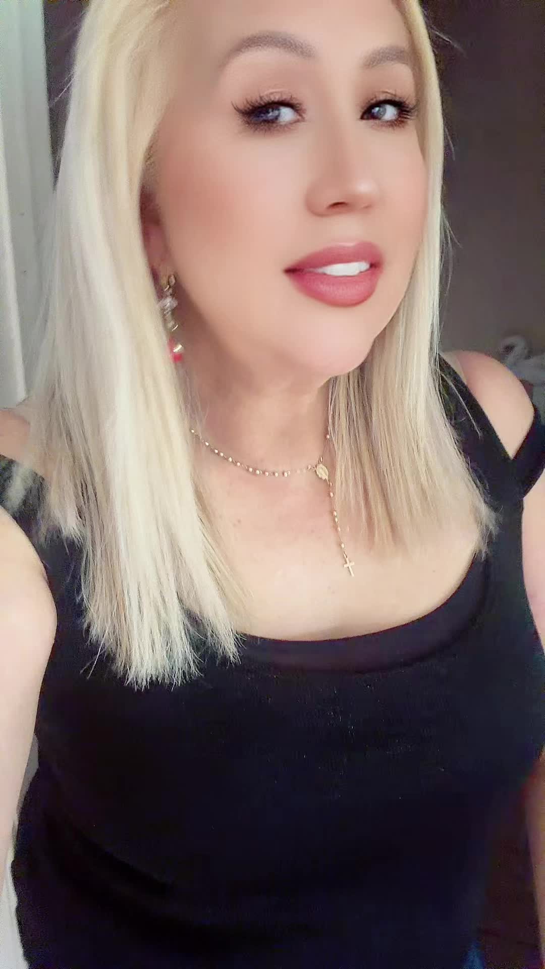 @❤️❤️Rose Esther 🌹💖🥀