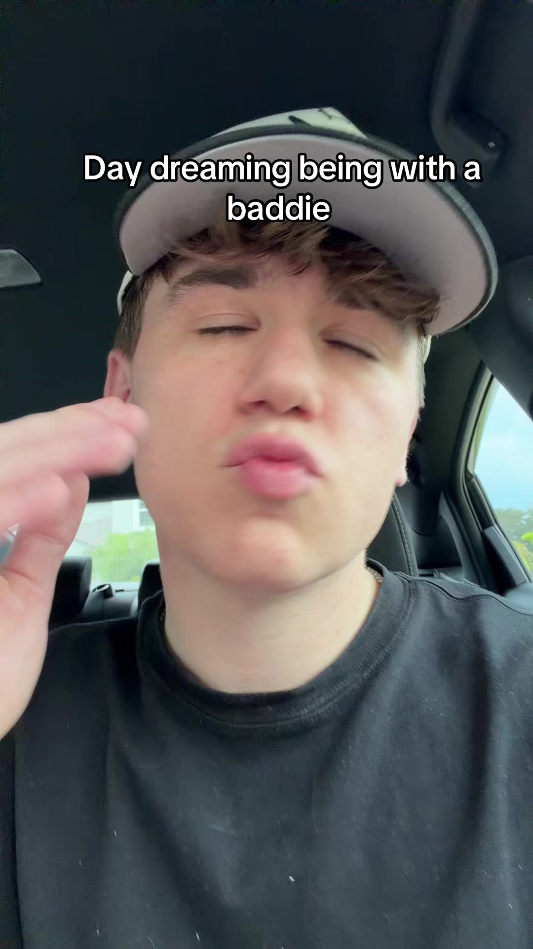 @keenan🦈