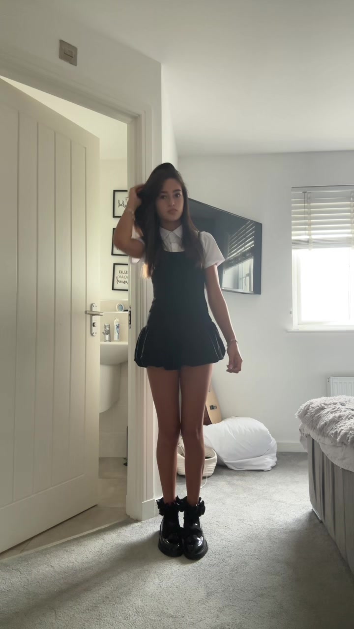 @elyssaglas🖤