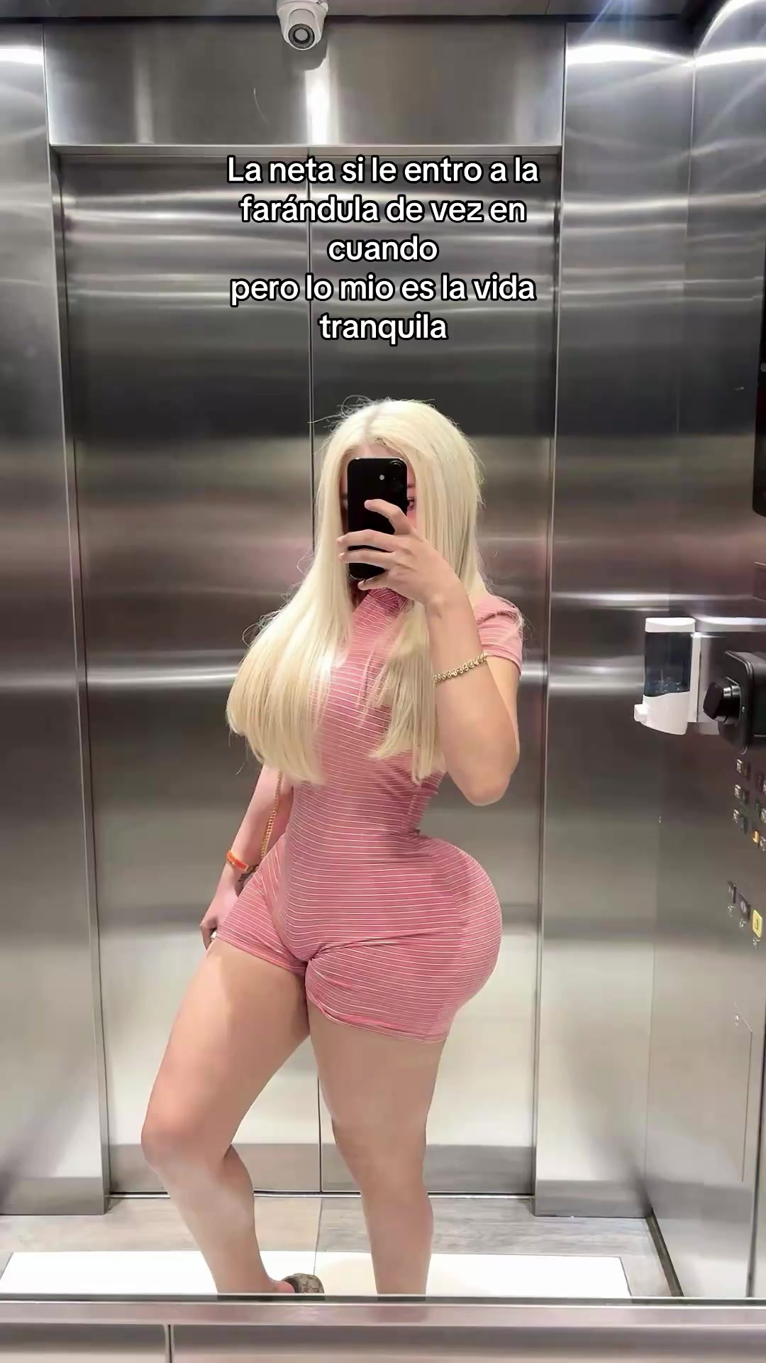 @1710lamu&ntilde;eca